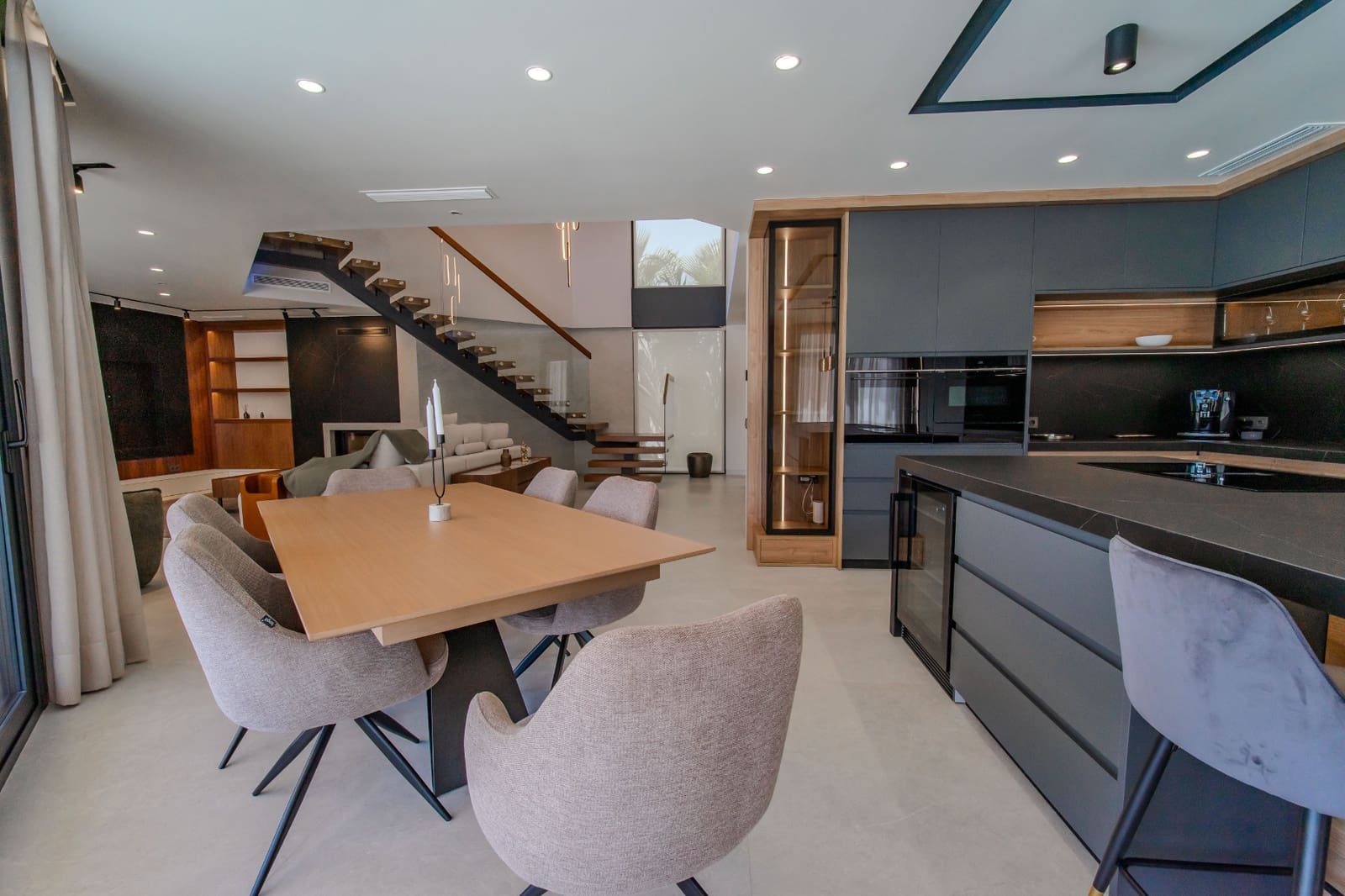 5 sypialnia Willa na sprzedaż w Ciudad Quesada z basenem - 2 650 000 € (Ref: 9999047)