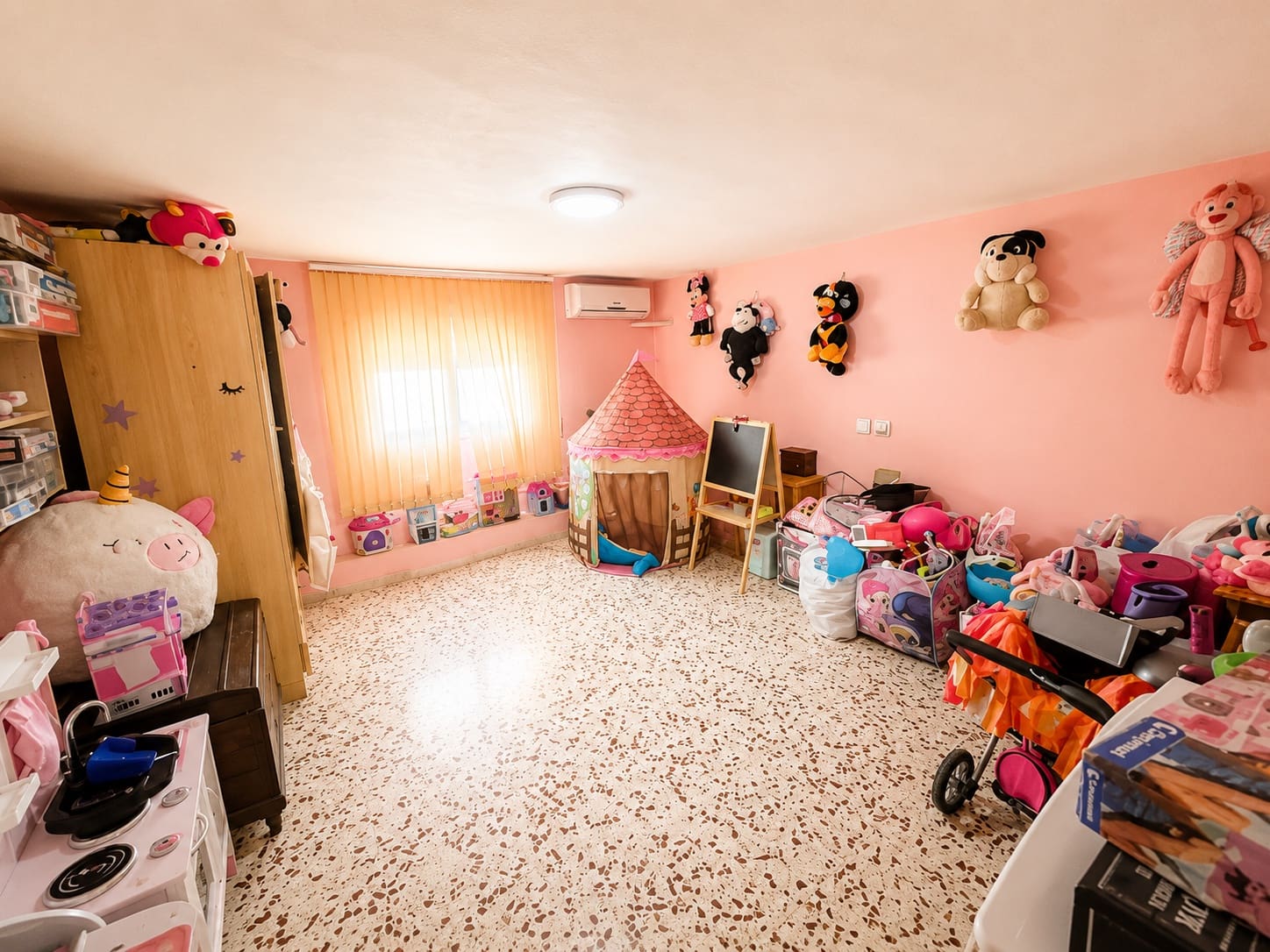 Chalet de 5 habitaciones en La Siesta en venta con piscina garaje - 399.000 € (Ref: 9999906)