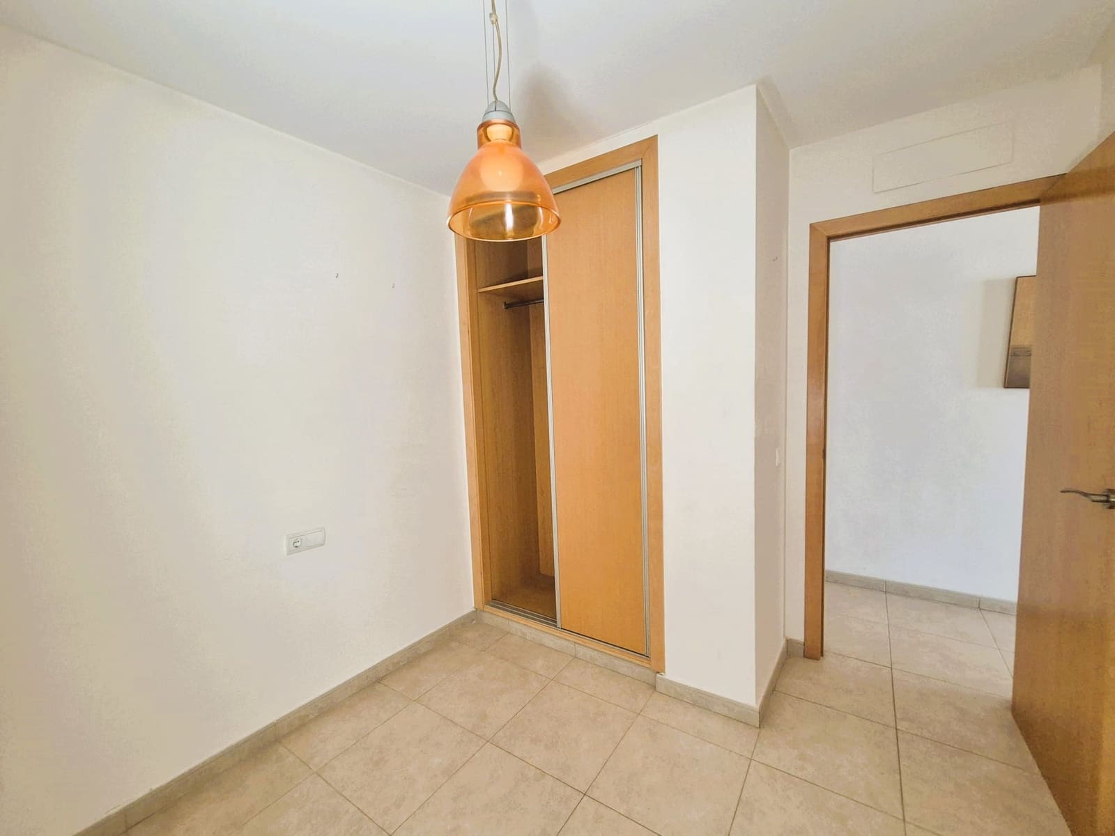 Piso de 3 habitaciones en Gata de Gorgos en alquiler - 900 € (Ref: 10024722)