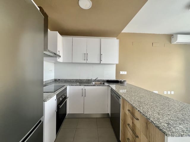2 bedroom Terraced Villa for rent in Pedreguer with pool garage - € 1,000 (Ref: 10026280)