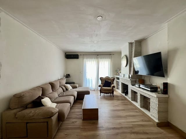 4 quarto Moradia para venda em Pedreguer - 345 000 € (Ref: 10082080)