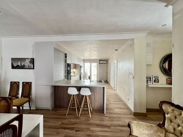 4 quarto Moradia para venda em Pedreguer - 345 000 € (Ref: 10082080)