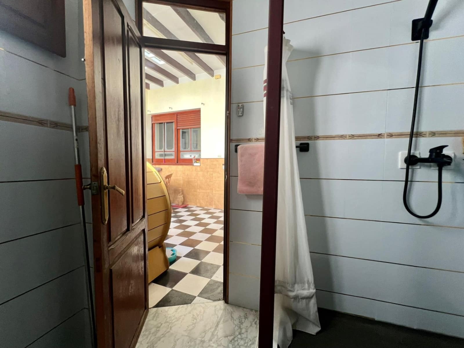 4 bedroom Townhouse for sale in Pedreguer - € 240,000 (Ref: 3910867)