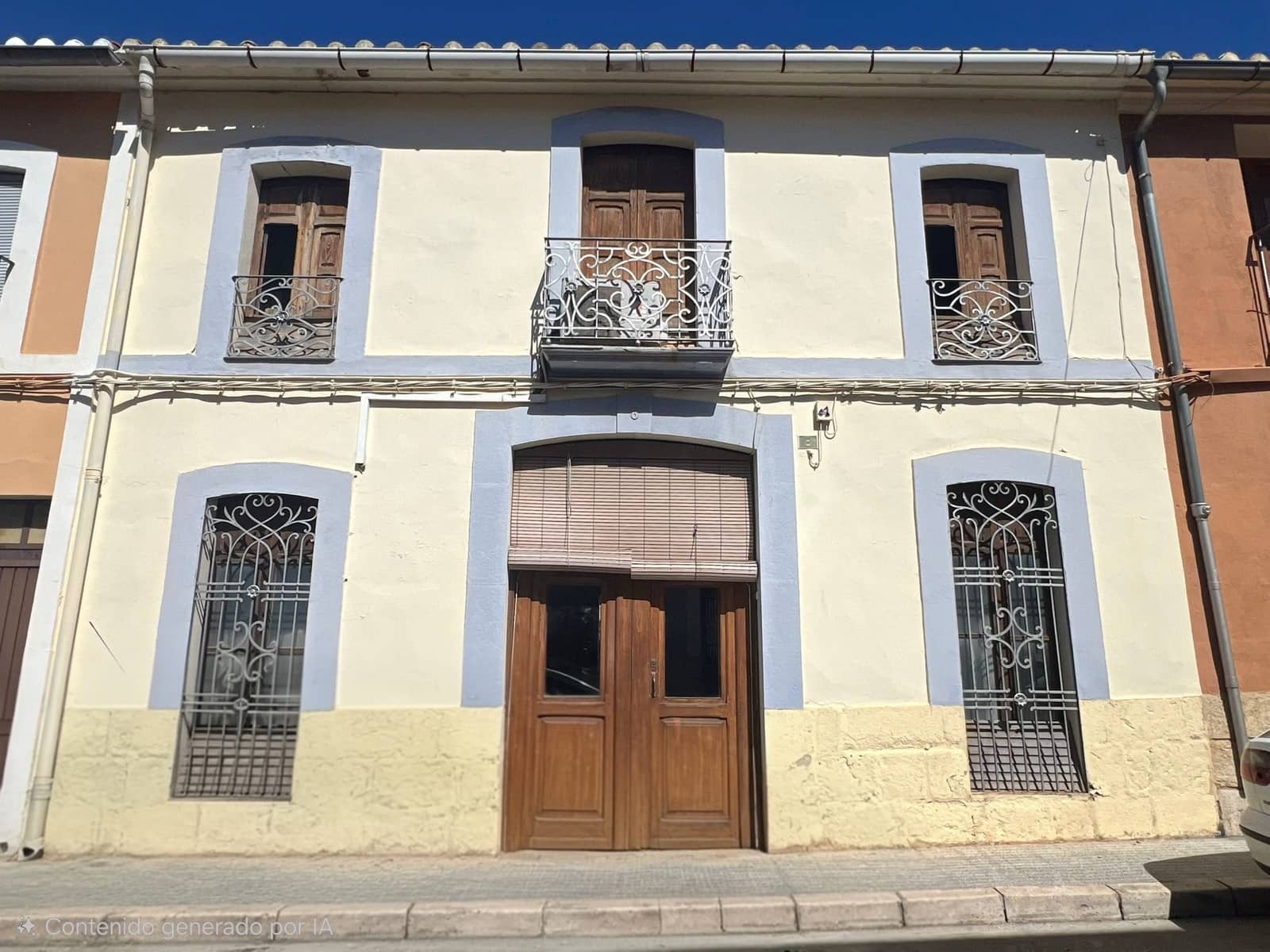 6 bedroom Townhouse for sale in Pedreguer - € 240,000 (Ref: 3910867)