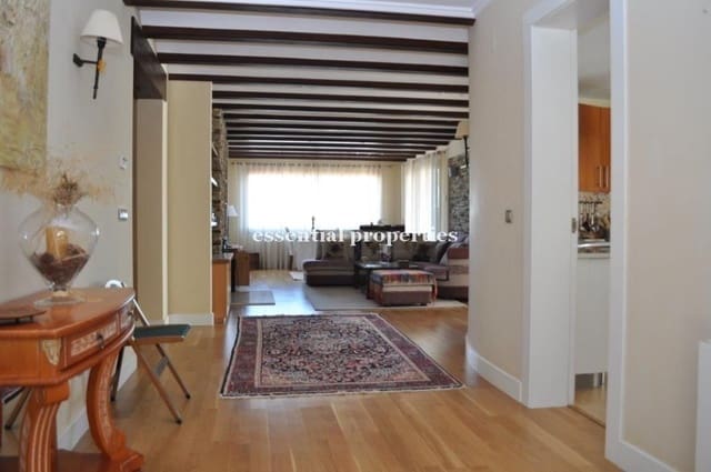 6 Zimmer Villa zu verkaufen in Pedreguer mit Garage - 800.000 € (Ref: 3910880)