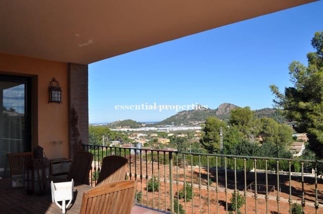 6 Zimmer Villa zu verkaufen in Pedreguer mit Garage - 800.000 € (Ref: 3910880)