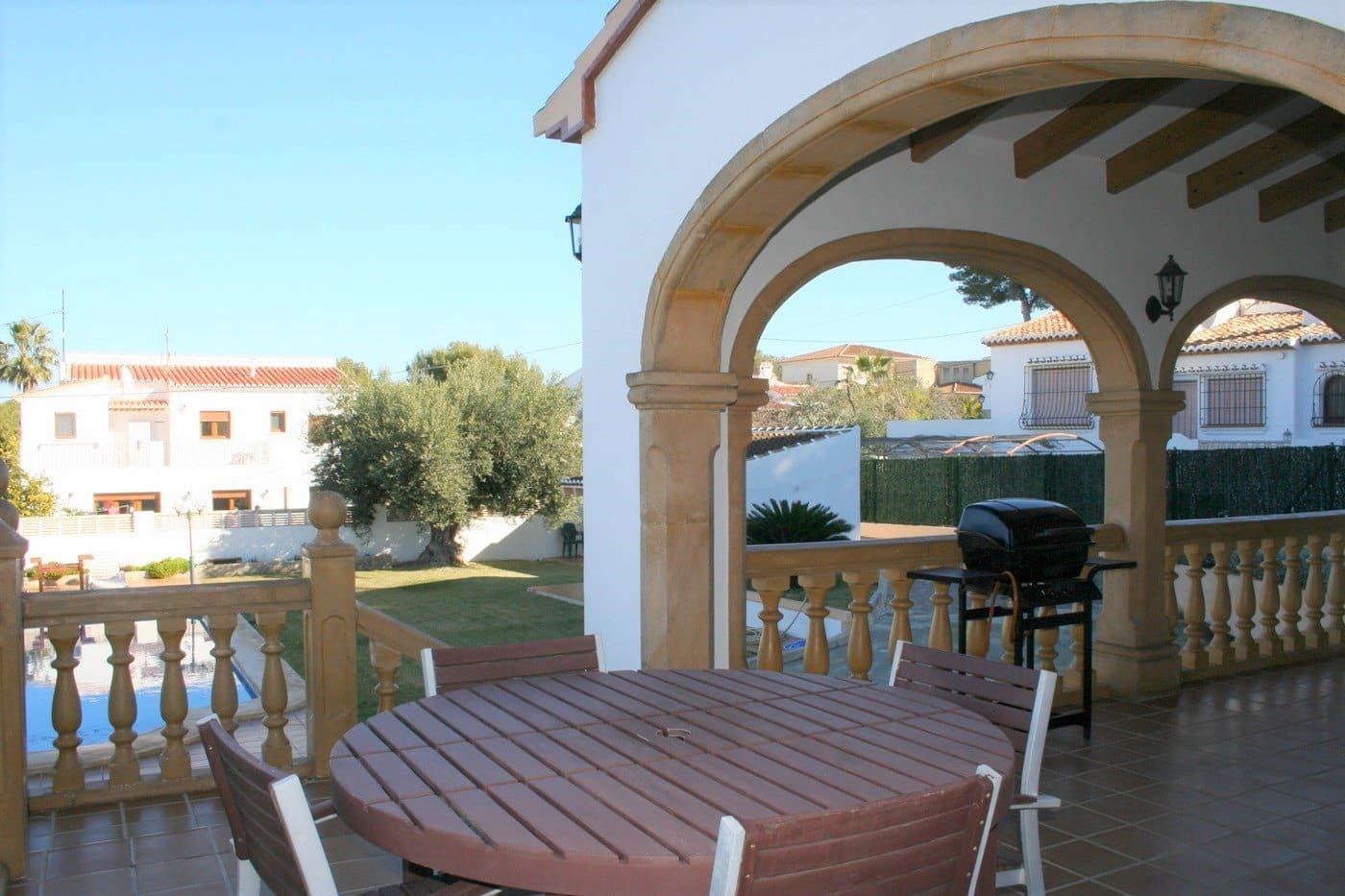 4 soverom Villa til leie i Javea / Xabia med svømmebasseng garasje - € 2 000 (Ref: 3910959)