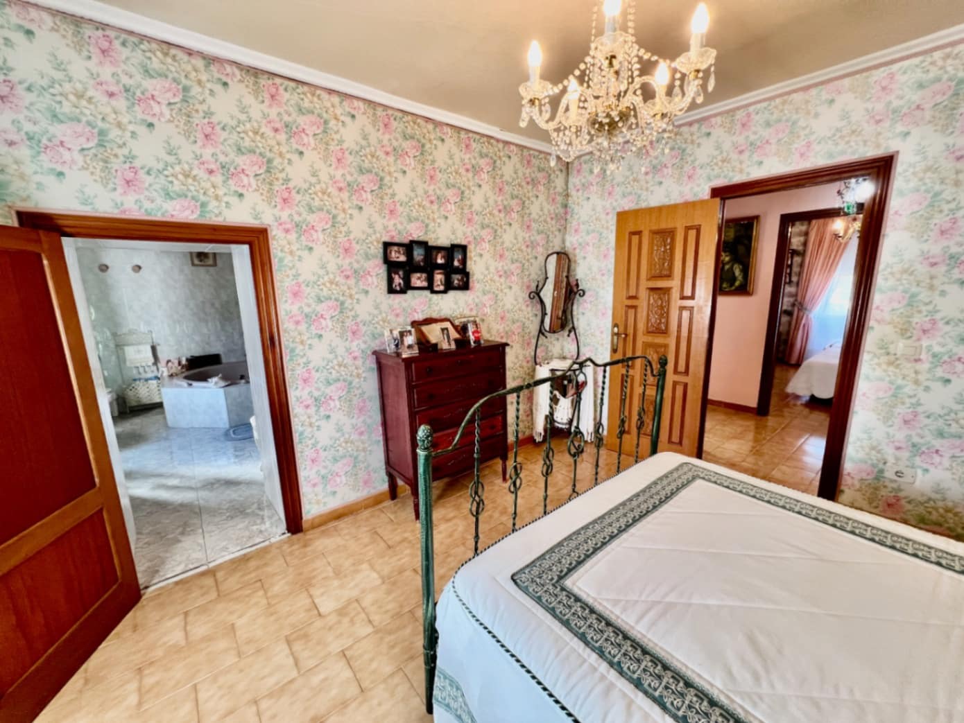 9 soveværelse Villa til salg i Pedreguer med swimmingpool garage - € 550.000 (Ref: 3913681)