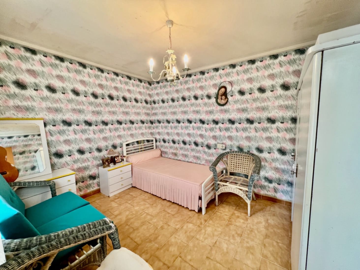 9 soveværelse Villa til salg i Pedreguer med swimmingpool garage - € 550.000 (Ref: 3913681)