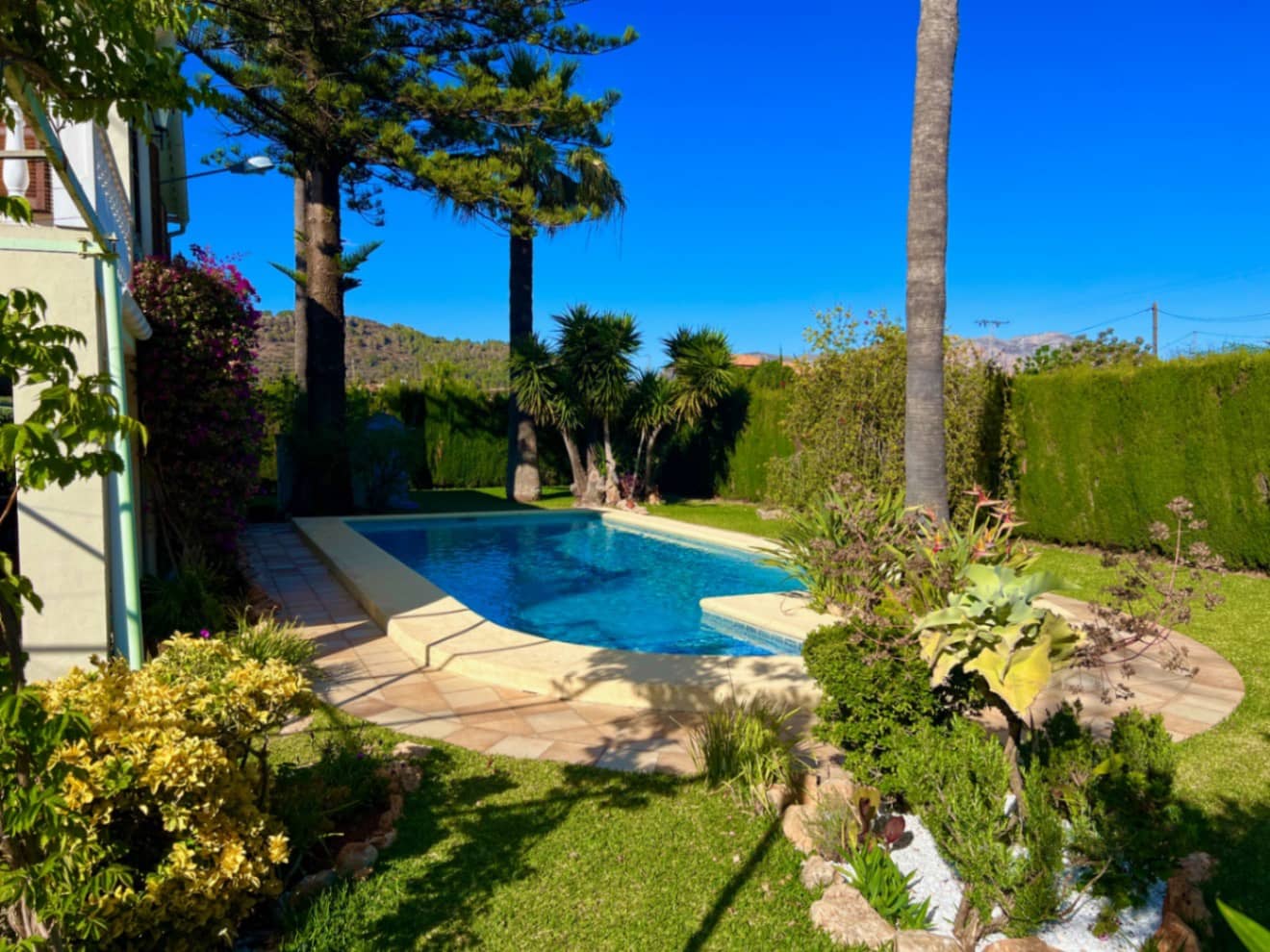 9 soveværelse Villa til salg i Pedreguer med swimmingpool garage - € 550.000 (Ref: 3913681)