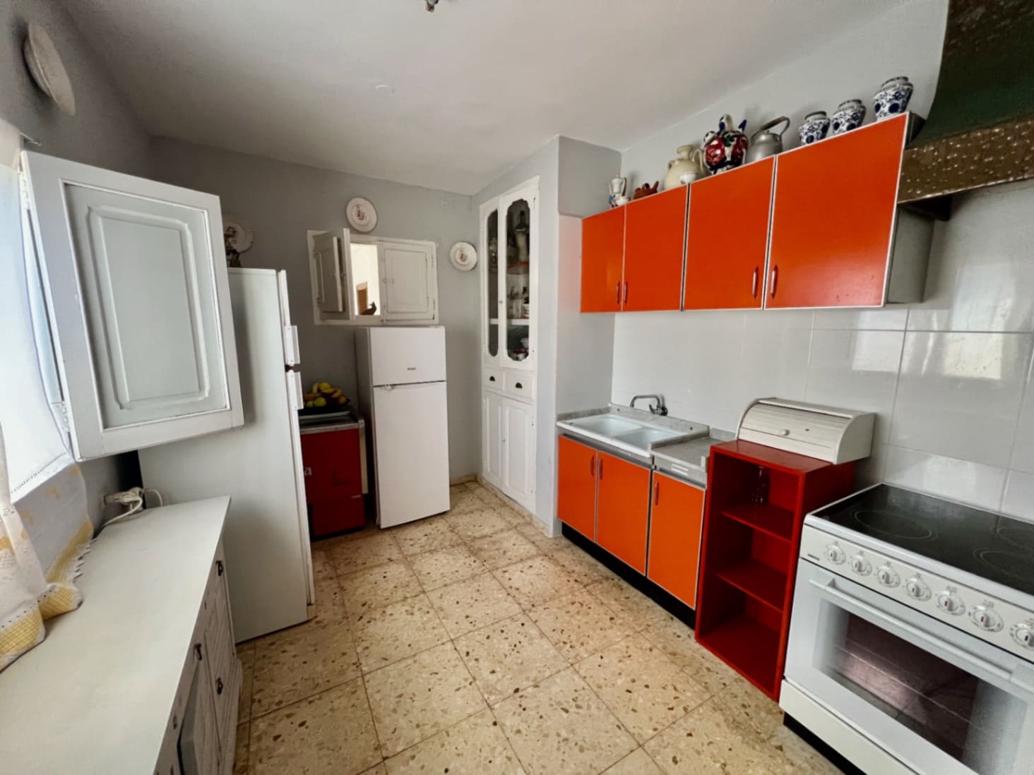 9 soveværelse Villa til salg i Pedreguer med swimmingpool garage - € 550.000 (Ref: 3913681)