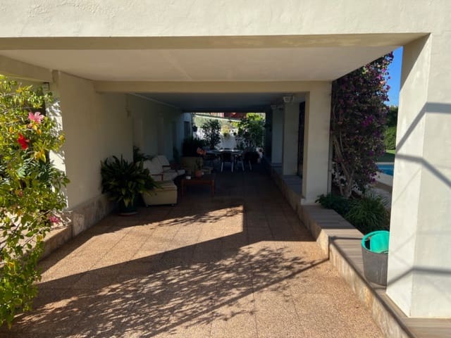 9 soveværelse Villa til salg i Pedreguer med swimmingpool garage - € 550.000 (Ref: 3913681)