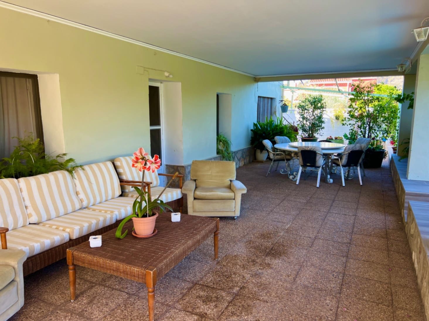 9 soveværelse Villa til salg i Pedreguer med swimmingpool garage - € 550.000 (Ref: 3913681)