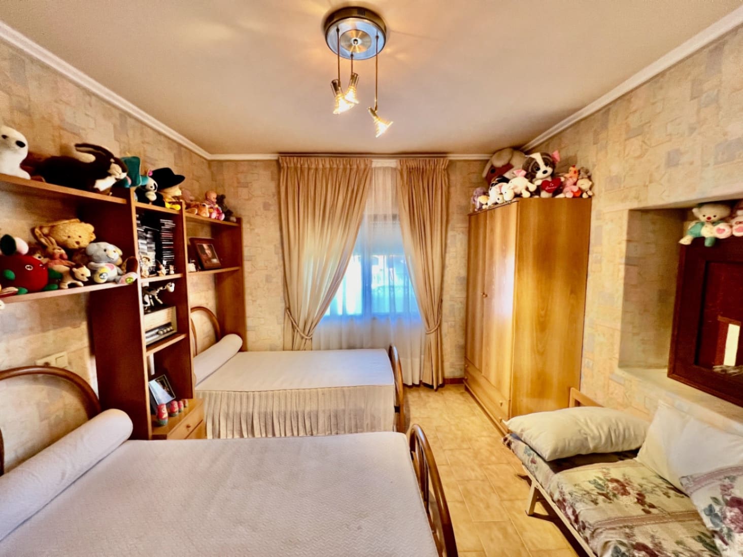 9 soveværelse Villa til salg i Pedreguer med swimmingpool garage - € 550.000 (Ref: 3913681)