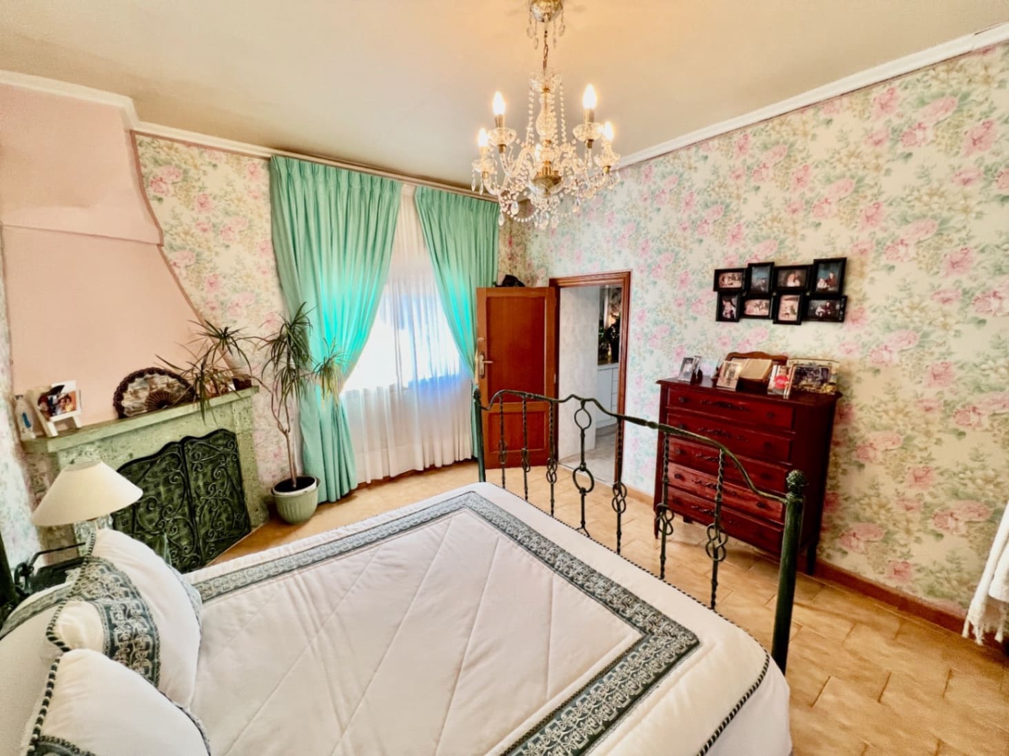 9 soveværelse Villa til salg i Pedreguer med swimmingpool garage - € 550.000 (Ref: 3913681)