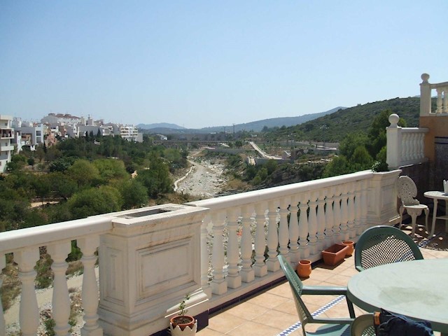 3 slaapkamer Villa te koop in Gata de Gorgos met garage - € 450.000 (Ref: 3913696)