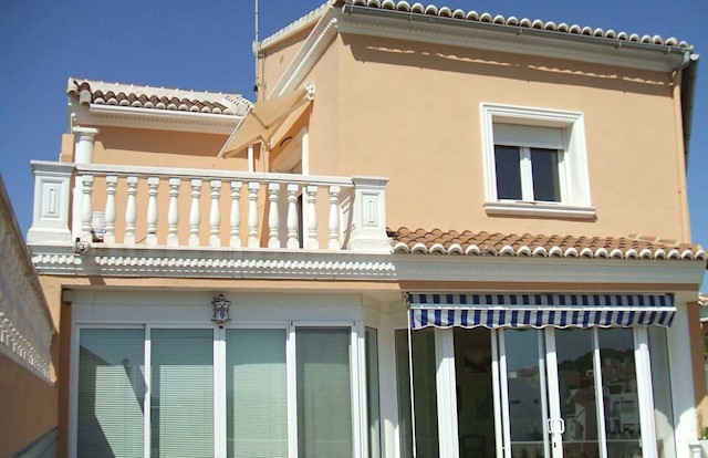 3 slaapkamer Villa te koop in Gata de Gorgos met garage - € 450.000 (Ref: 3913696)