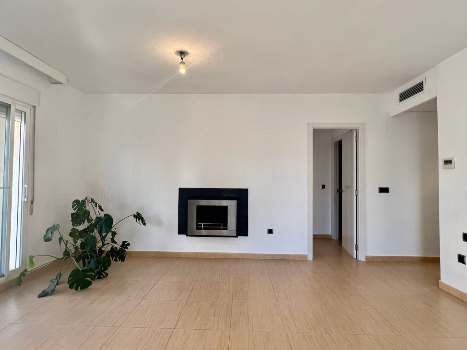 2 bedroom Flat for sale in Denia with garage - € 199,500 (Ref: 4114217)