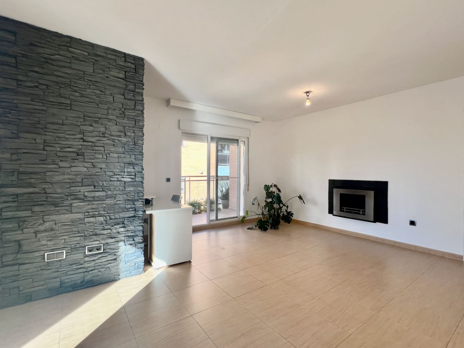 2 bedroom Flat for sale in Denia with garage - € 199,500 (Ref: 4114217)