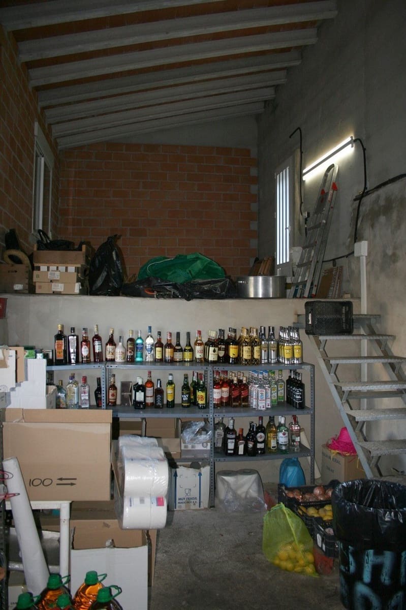 Kommersiell til salgs i Pedreguer - € 250 000 (Ref: 4389006)