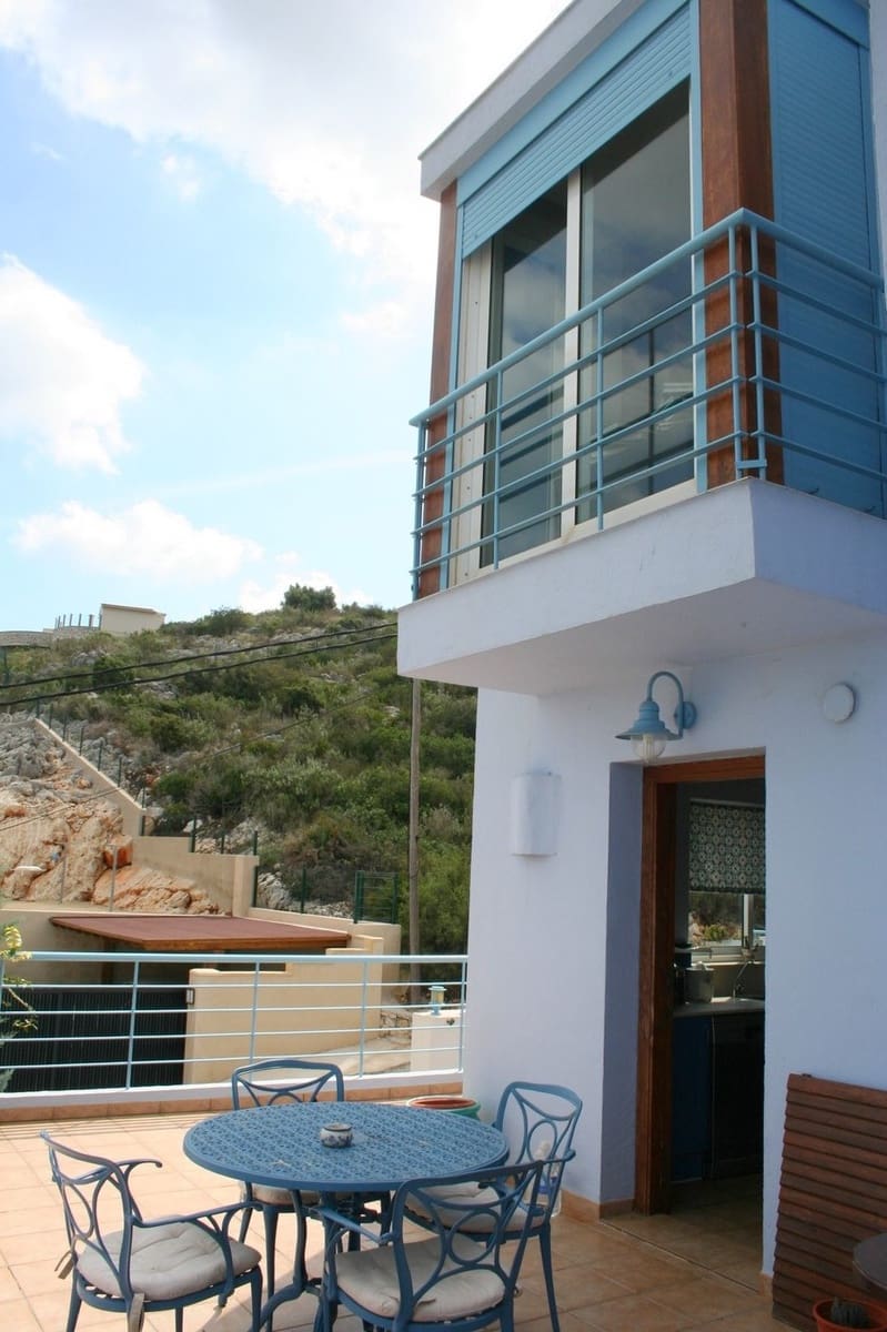4 bedroom Villa for sale in Pedreguer with pool garage - € 680,000 (Ref: 4842303)