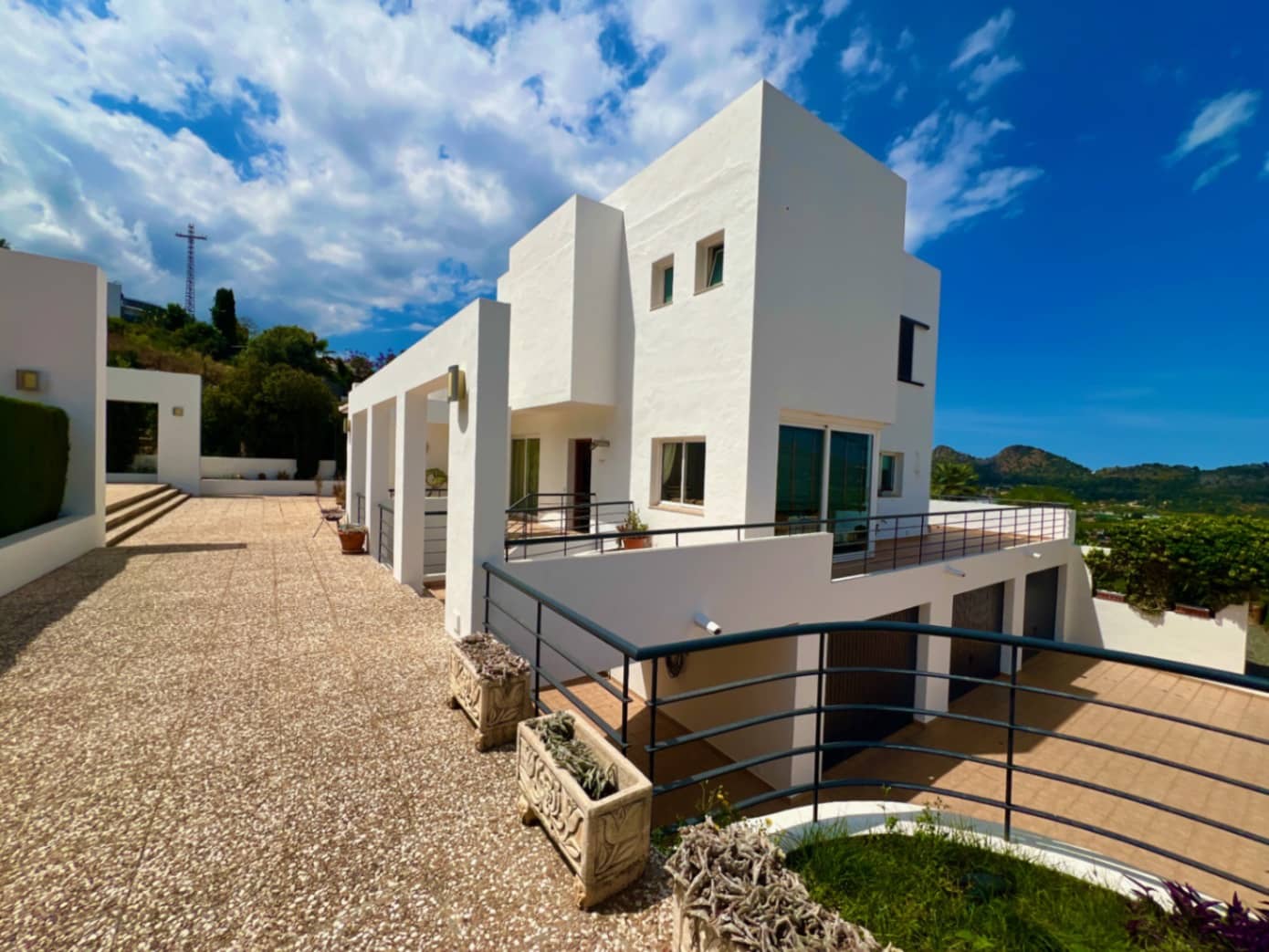 4 bedroom Villa for sale in Pedreguer with pool garage - € 680,000 (Ref: 4842303)