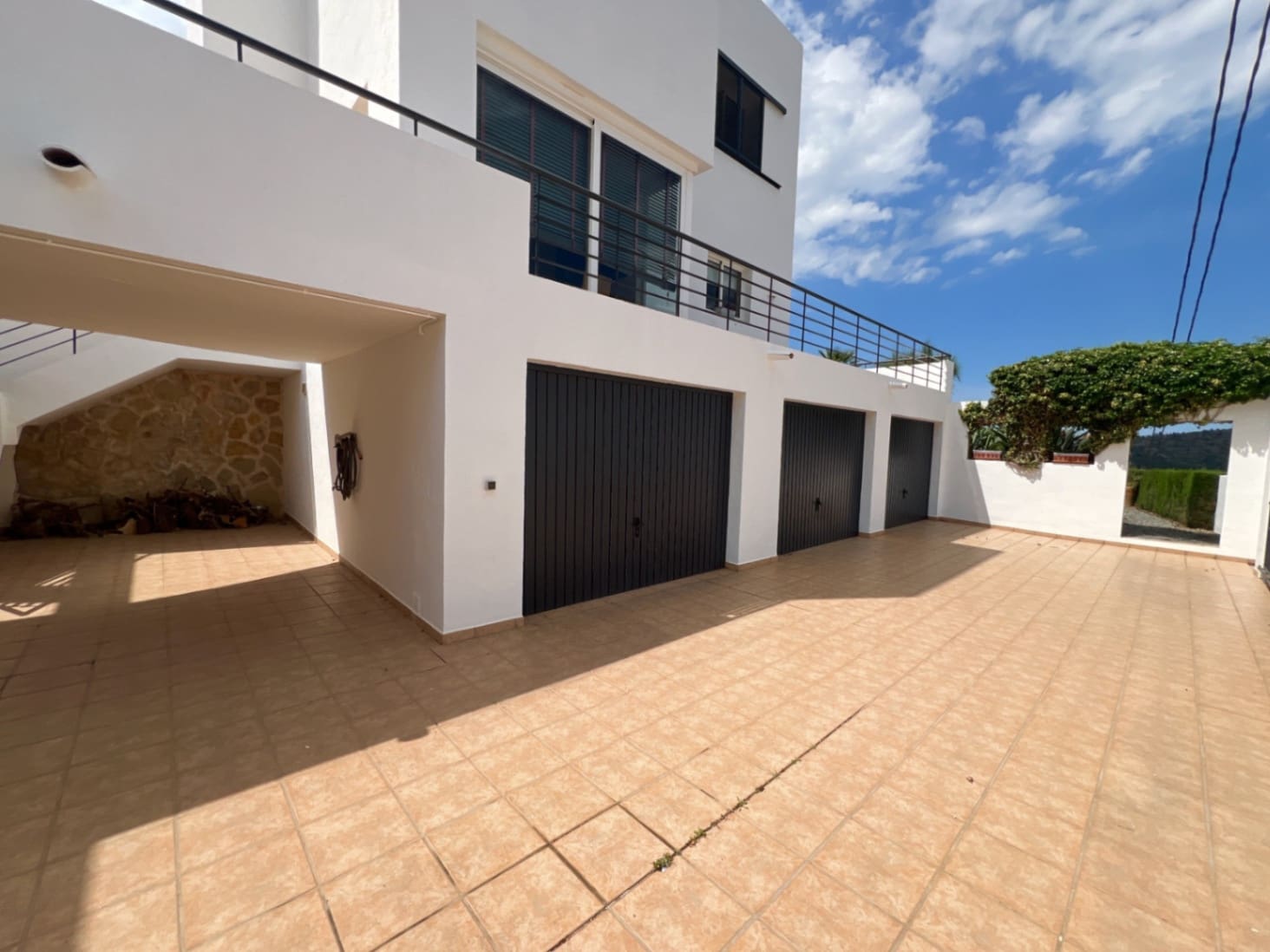 4 bedroom Villa for sale in Pedreguer with pool garage - € 680,000 (Ref: 4842303)