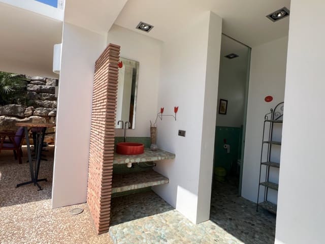 4 slaapkamer Villa te koop in Pedreguer met zwembad garage - € 680.000 (Ref: 4842303)