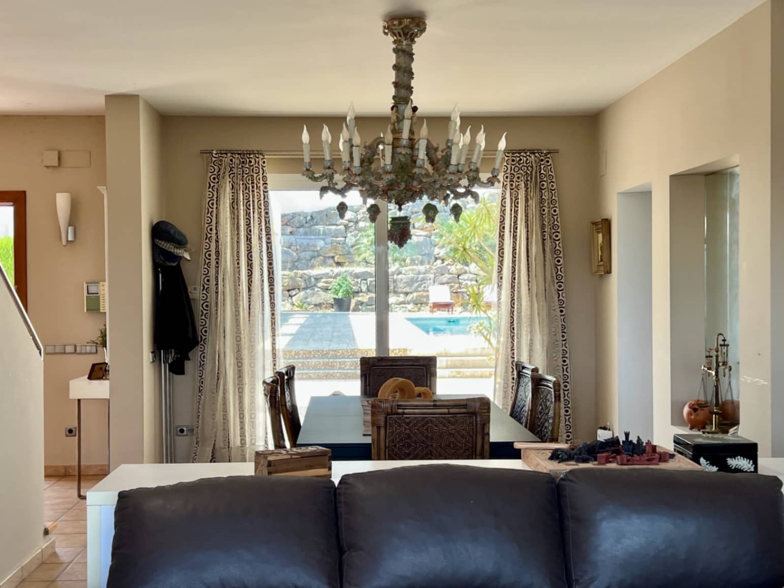 Chalet de 4 habitaciones en Pedreguer en venta con piscina garaje - 680.000 € (Ref: 4842303)