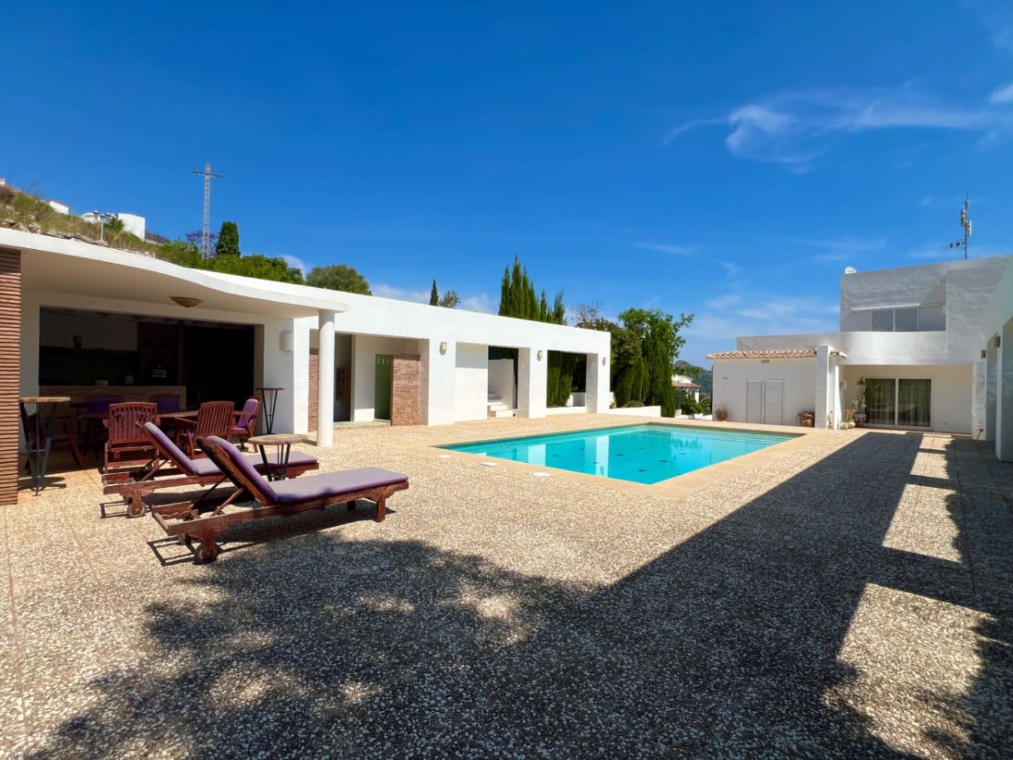 Chalet de 4 habitaciones en Pedreguer en venta con piscina garaje - 680.000 € (Ref: 4842303)