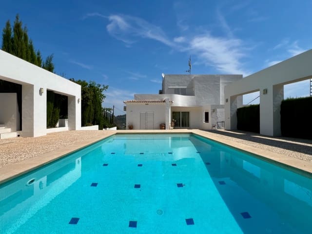 4 slaapkamer Villa te koop in Pedreguer met zwembad garage - € 680.000 (Ref: 4842303)