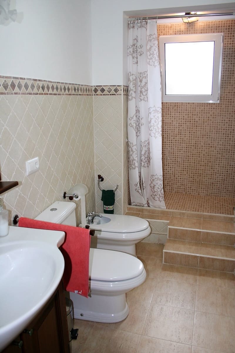 4 bedroom Townhouse for sale in Pedreguer - € 150,000 (Ref: 5084638)