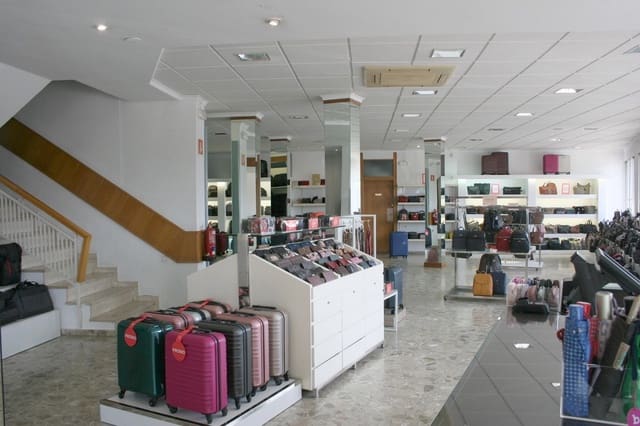 Commercial for sale in Pedreguer - € 1,800,000 (Ref: 5192508)