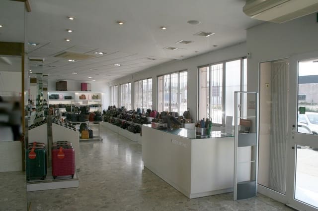 Commercial for sale in Pedreguer - € 1,800,000 (Ref: 5192508)