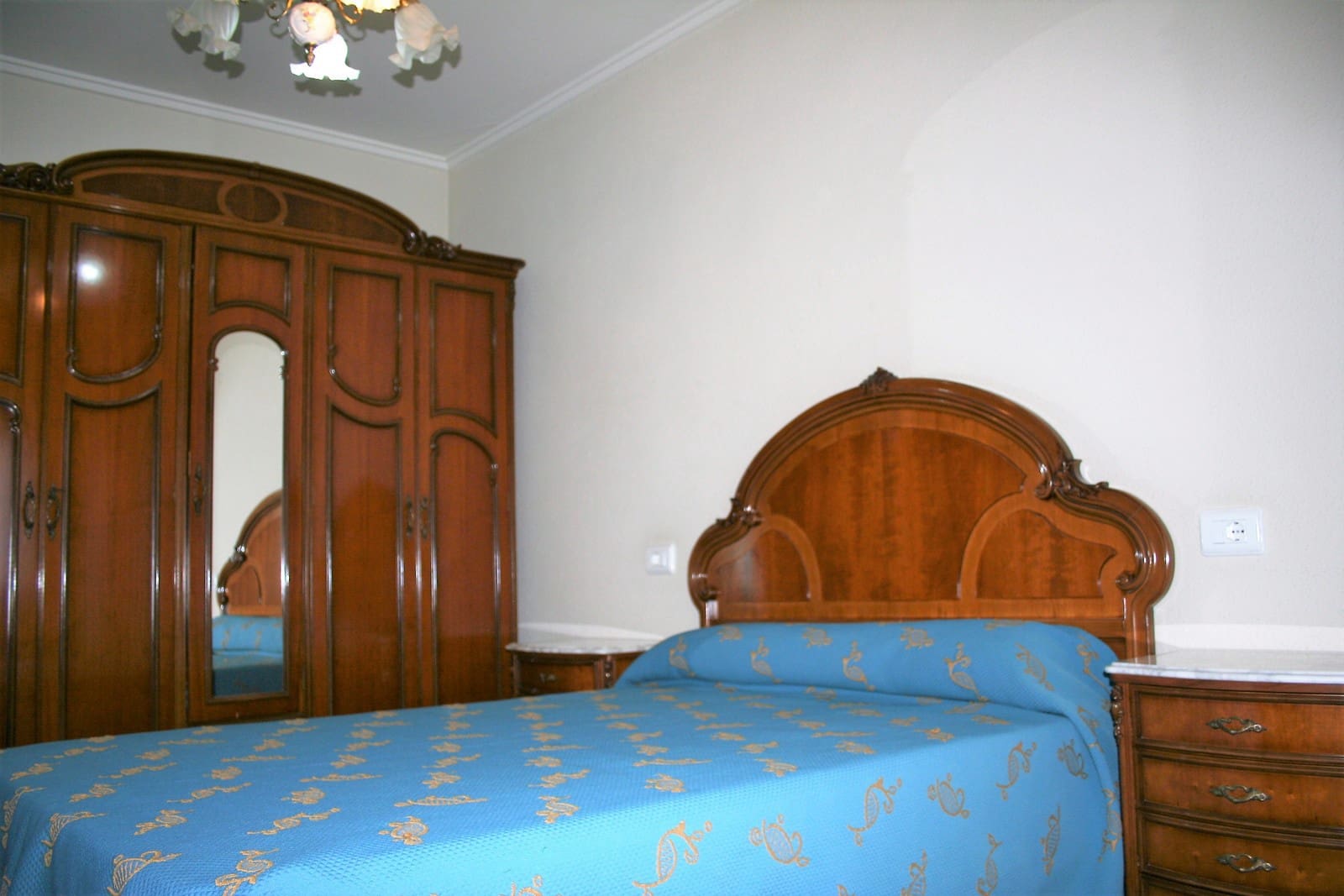 4 bedroom Apartment for rent in Pedreguer - € 700 (Ref: 5687213)