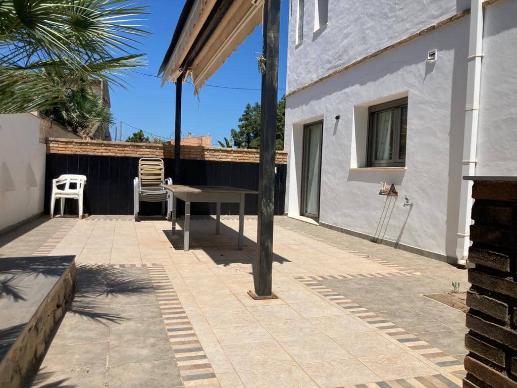 4 sovrum Villa till salu i Denia med pool garage - 680 000 € (Ref: 6901491)