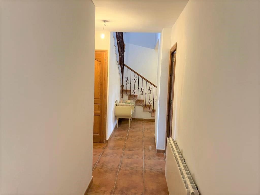 5 soverom Villa til salgs i Pedreguer med svømmebasseng garasje - € 690 000 (Ref: 7405882)