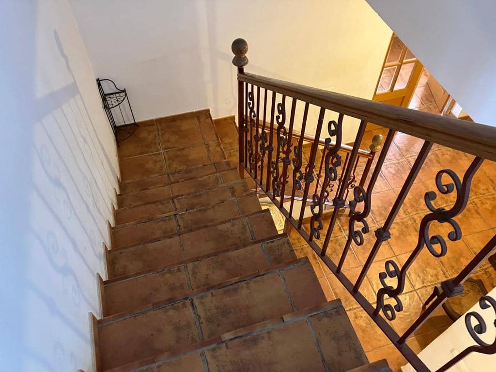 5 soverom Villa til salgs i Pedreguer med svømmebasseng garasje - € 690 000 (Ref: 7405882)