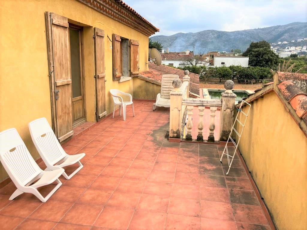 5 soverom Villa til salgs i Pedreguer med svømmebasseng garasje - € 690 000 (Ref: 7405882)