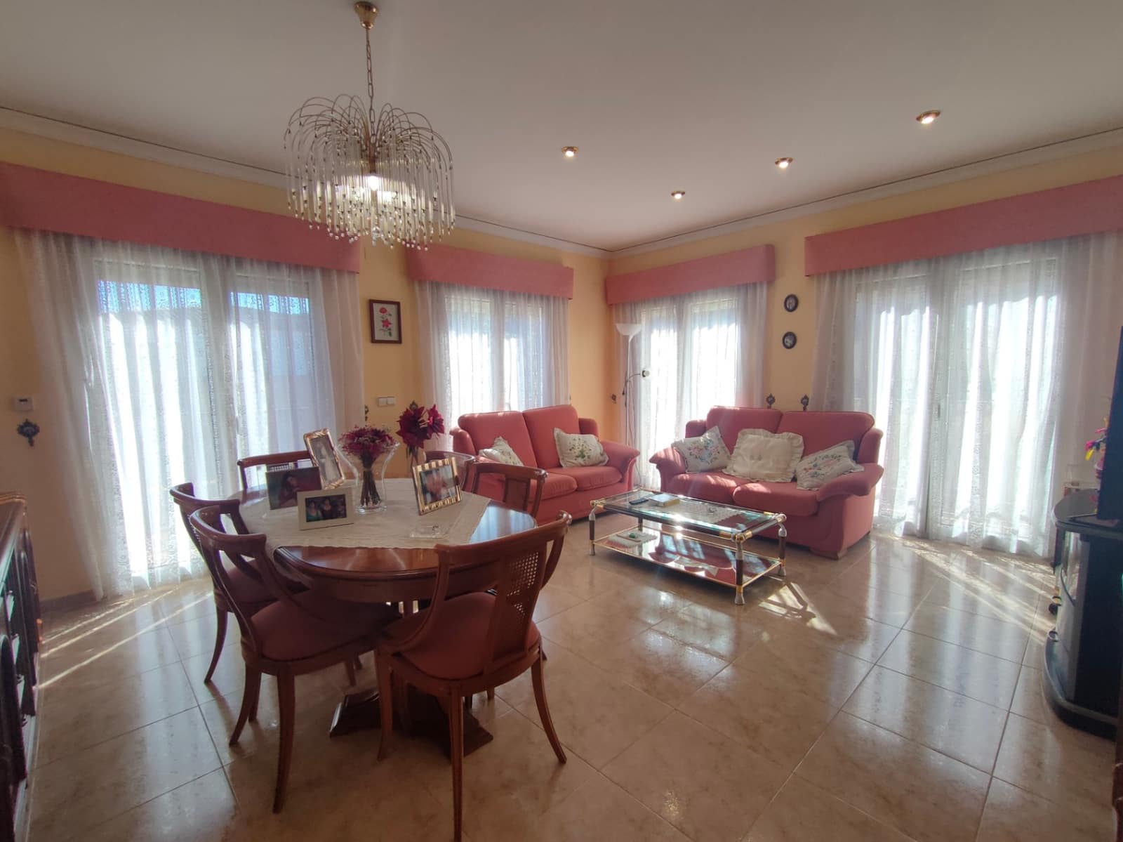 3 bedroom Villa for sale in Pedreguer - € 449,000 (Ref: 8088435)