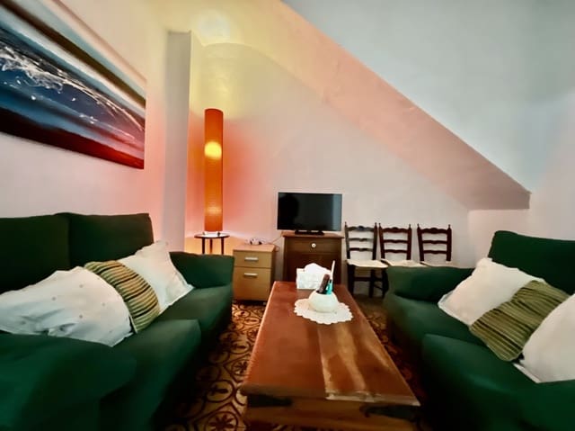 4 bedroom Townhouse for sale in Pedreguer - € 230,000 (Ref: 8116925)