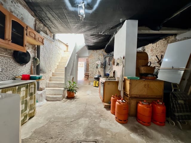 4 bedroom Townhouse for sale in Pedreguer - € 230,000 (Ref: 8116925)