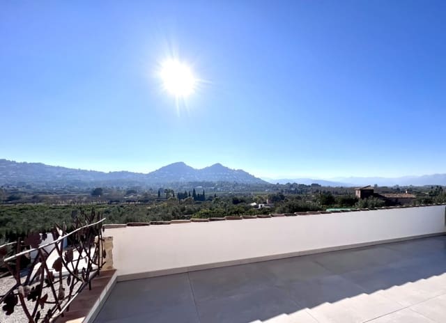 6 bedroom Villa for rent in La Xara - La Sella, Dénia with pool garage - € 4,000 (Ref: 8384644)