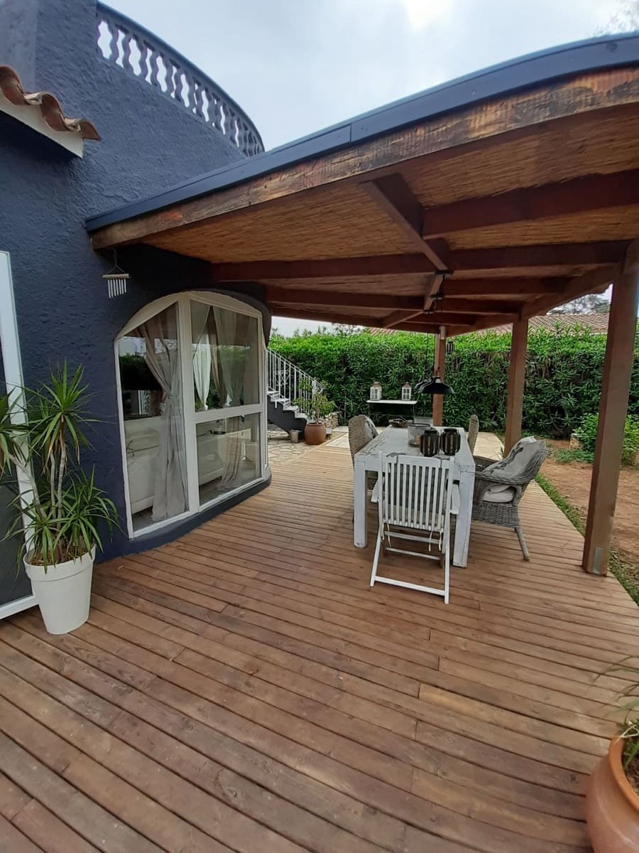 2 bedroom Villa for sale in Denia with pool garage - € 375,000 (Ref: 8456151)