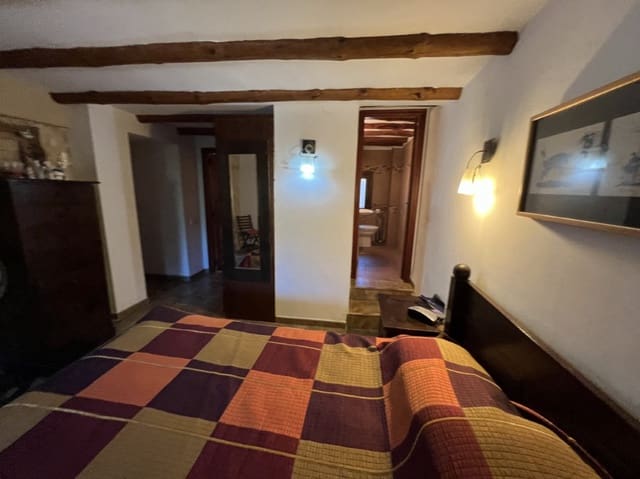 Finca/Herregård til salgs i Ibi med svømmebasseng garasje - € 850 000 (Ref: 8460904)