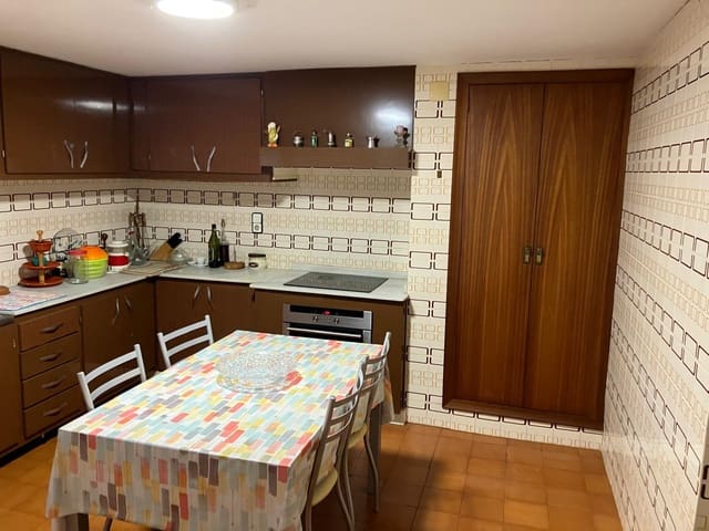 6 bedroom Finca/Country House for sale in Ondara with garage - € 225,000 (Ref: 8674952)