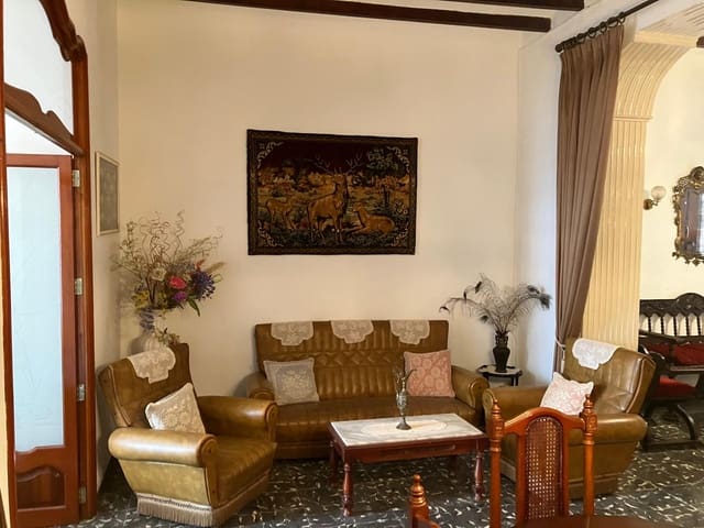 4 slaapkamer Huis te koop in Sagra - € 178.000 (Ref: 8686705)