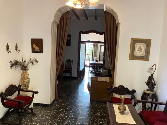 4 slaapkamer Huis te koop in Sagra - € 178.000 (Ref: 8686705)