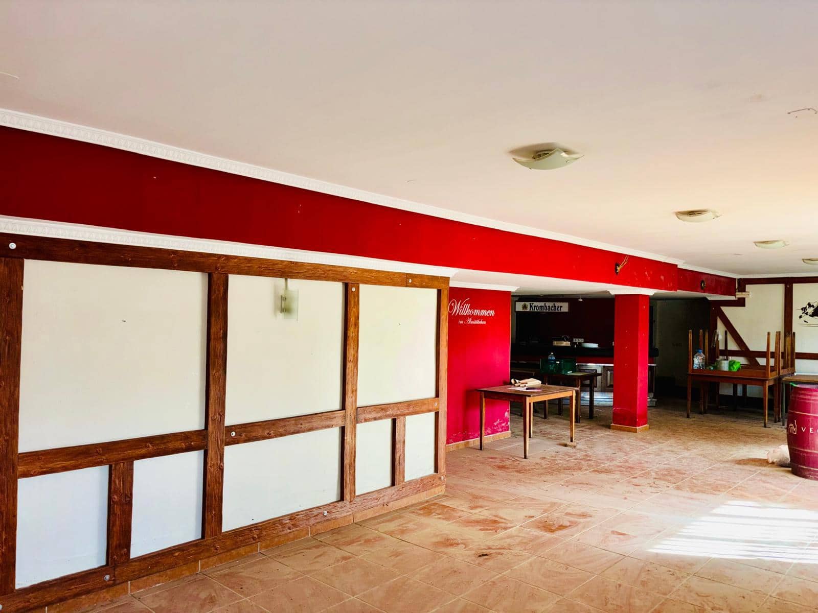 Erhverv til salg i Denia med garage - € 200.000 (Ref: 8800109)