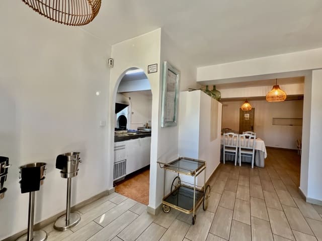 2 quarto Moradia para venda em Las Rotas / Les Rotes, Dénia com garagem - 500 000 € (Ref: 8811046)